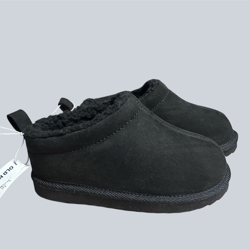 Old Navy Black Slip-On Footwear